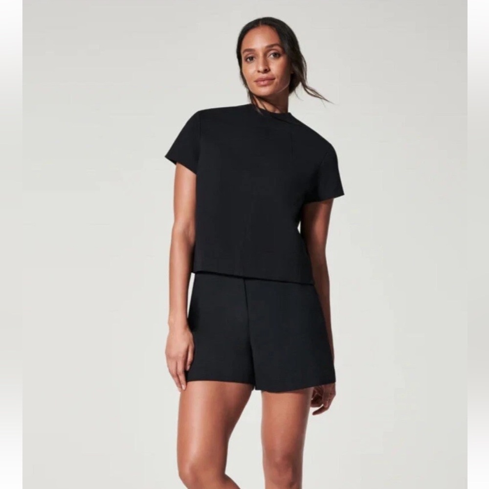 NWT Spanx A-Line Tailored Shorts - Black